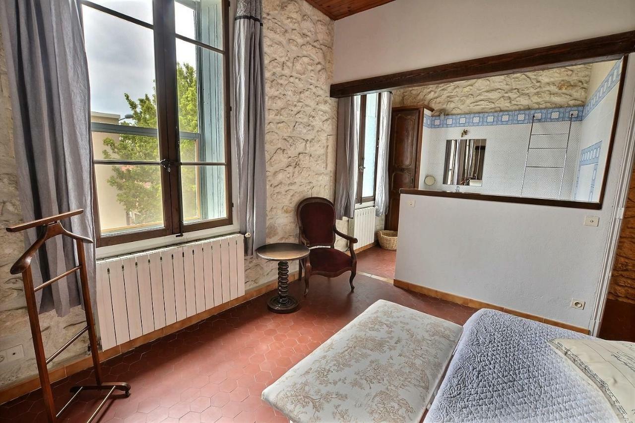 Chez Catherine Arles Esterno foto